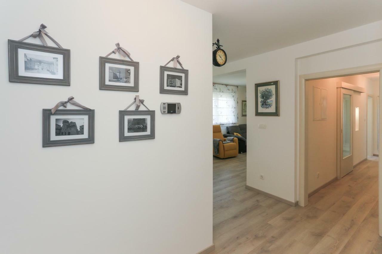 Apartmán Periska Kaštela Exteriér fotografie